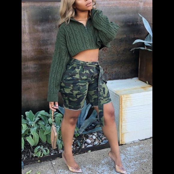 Crop Stylish Turndown Collar Half Zip Up Long Sleeve Army Green Sweater - Picture 1 of 7